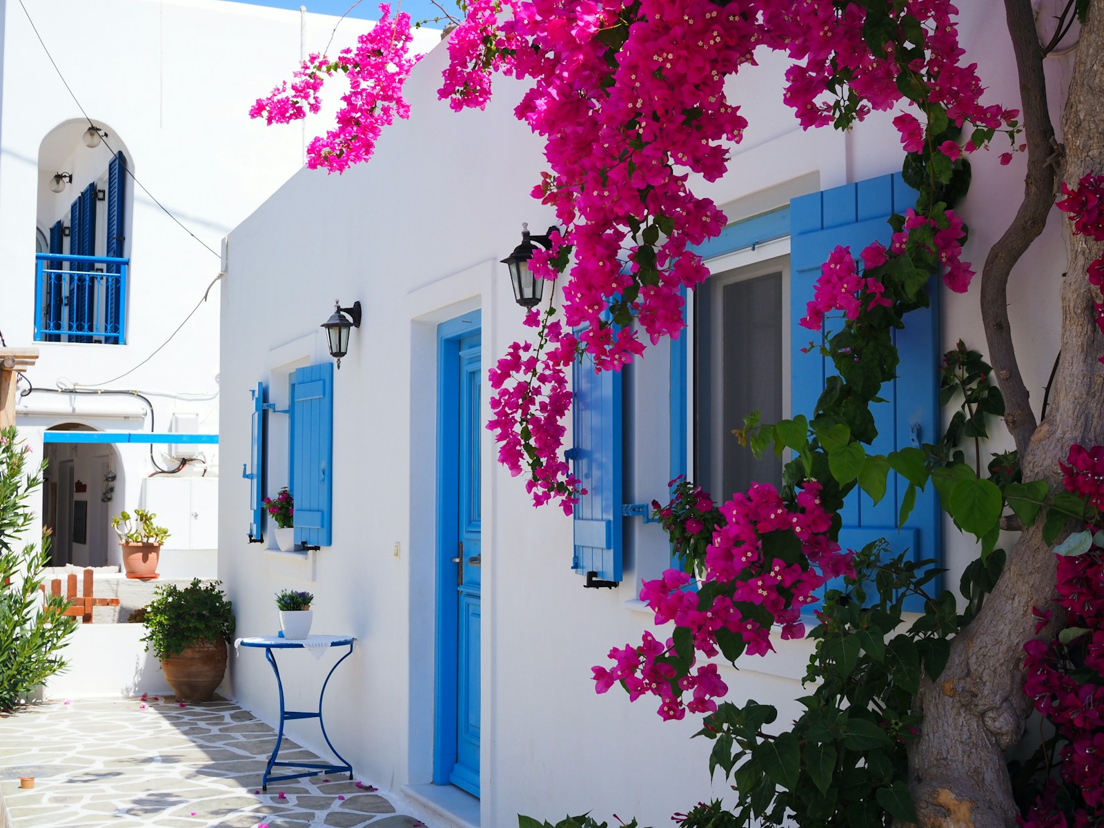 7 Santorini Things to Do That Locals Actually Recommend
