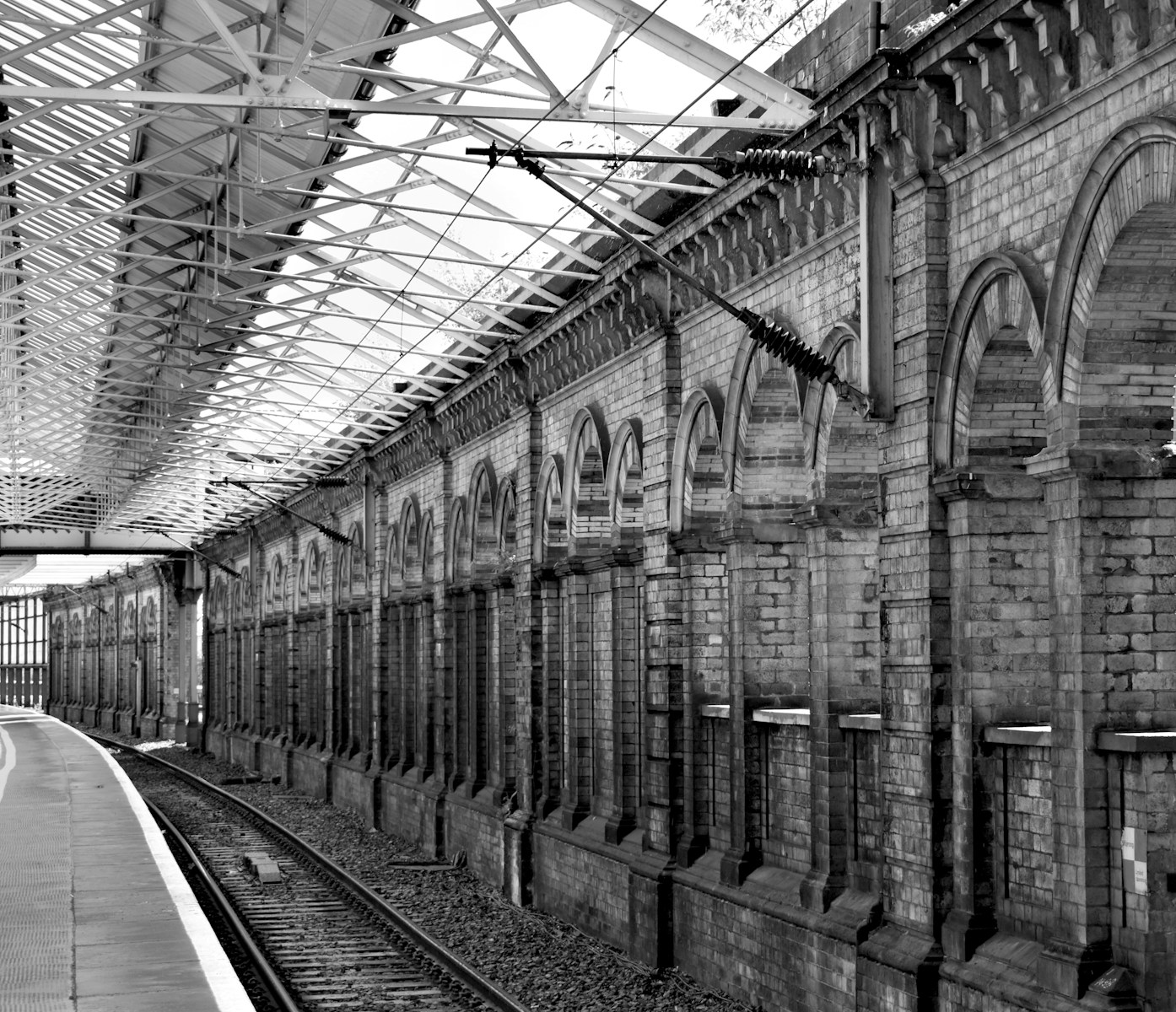 grayscale photo of building