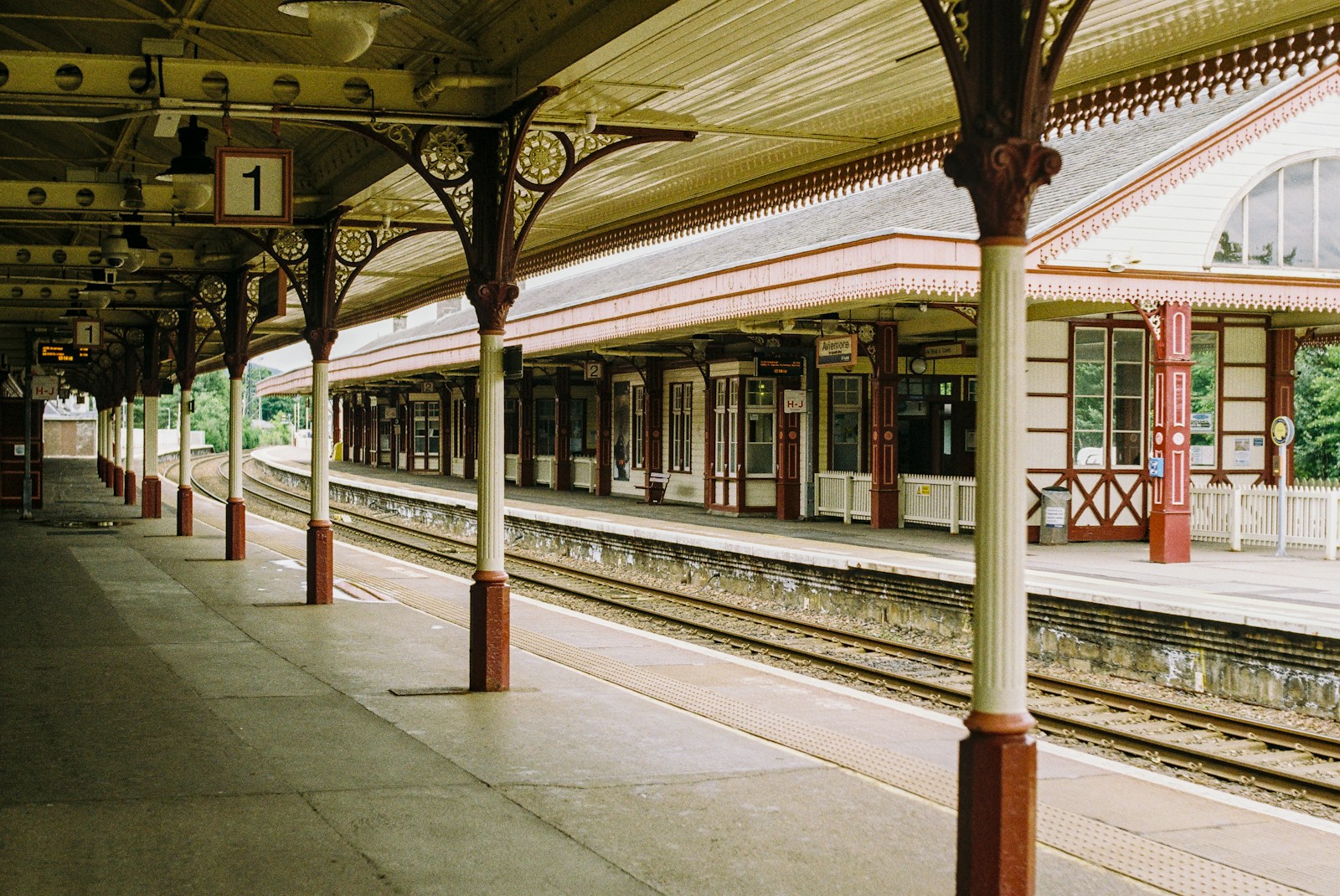 Winchester Station Guide: Everything You Need to Know Before You Arrive