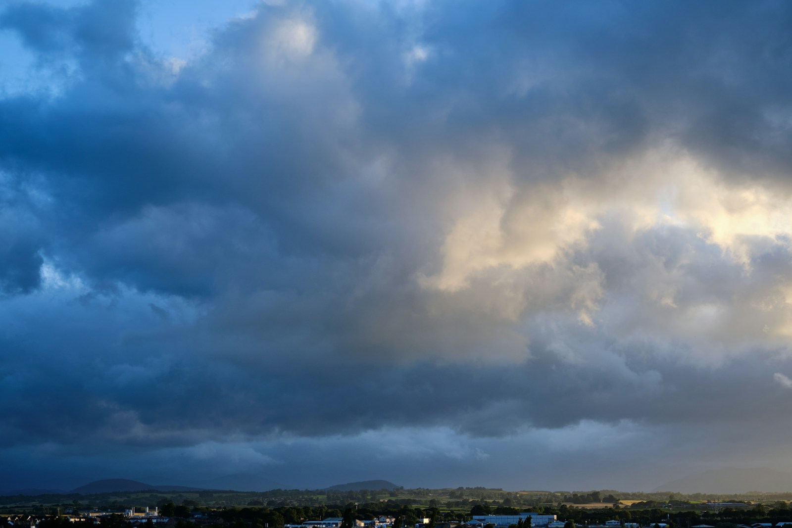 Winchester Weather by Season: What to Expect Year-Round