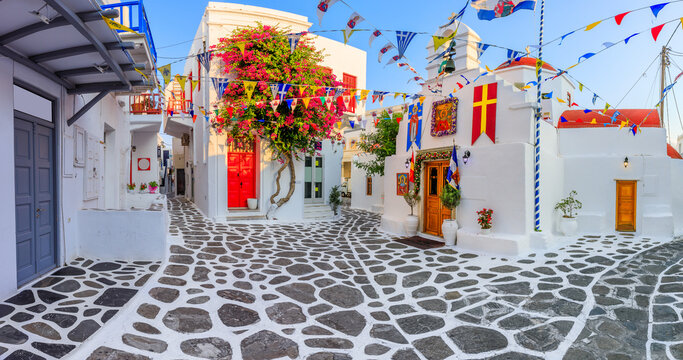 Mykonos Chora: 12 Things You’ll Only Find in Town