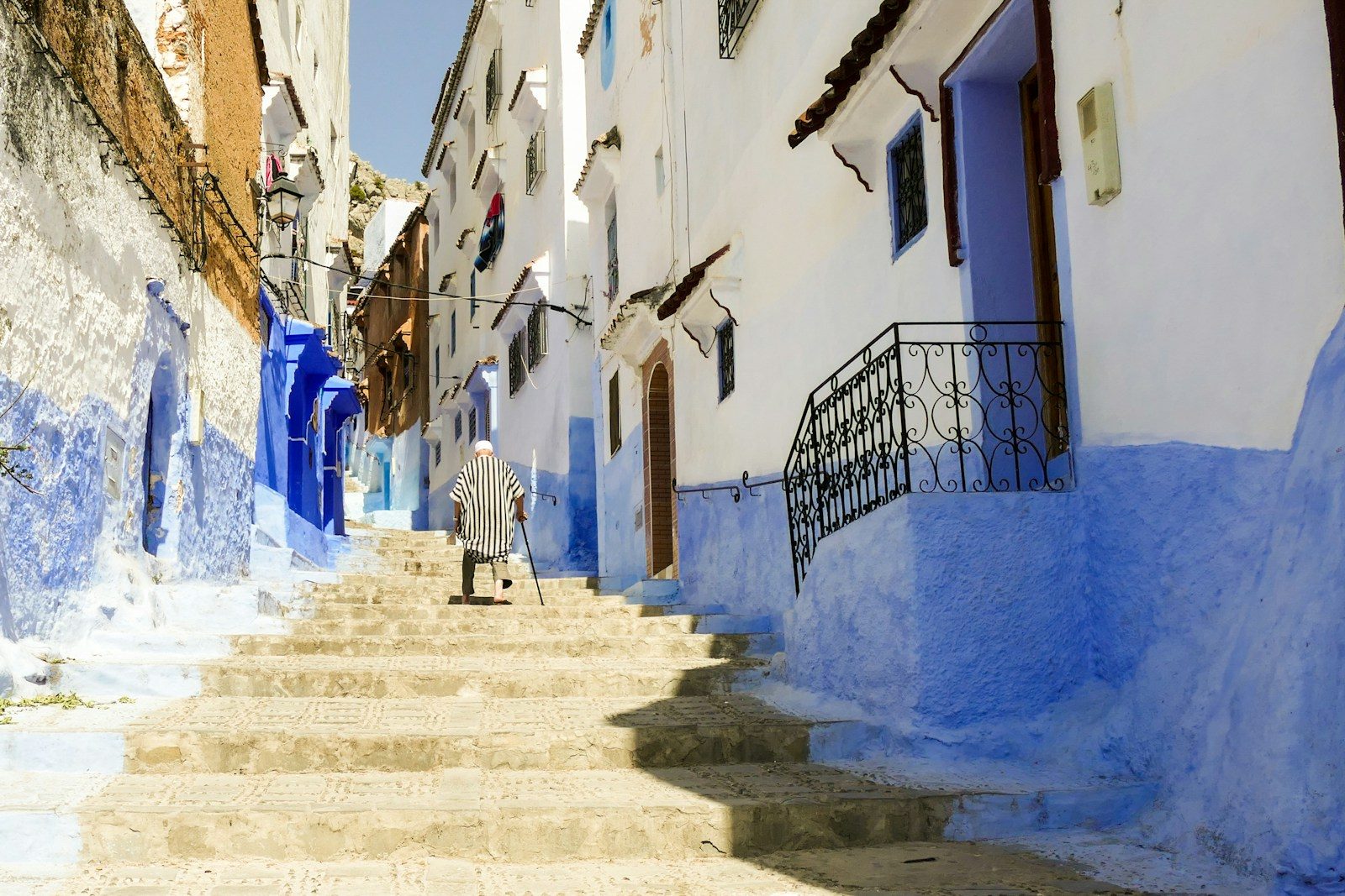 Chefchaouen Medina Guide: Getting Lost the Right Way