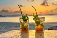 7 Mykonos Nightlife Myths That Tourists Still Believe