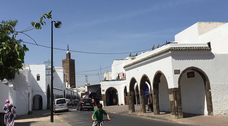 Casablanca Habous Quartier Guide: What to See & Eat